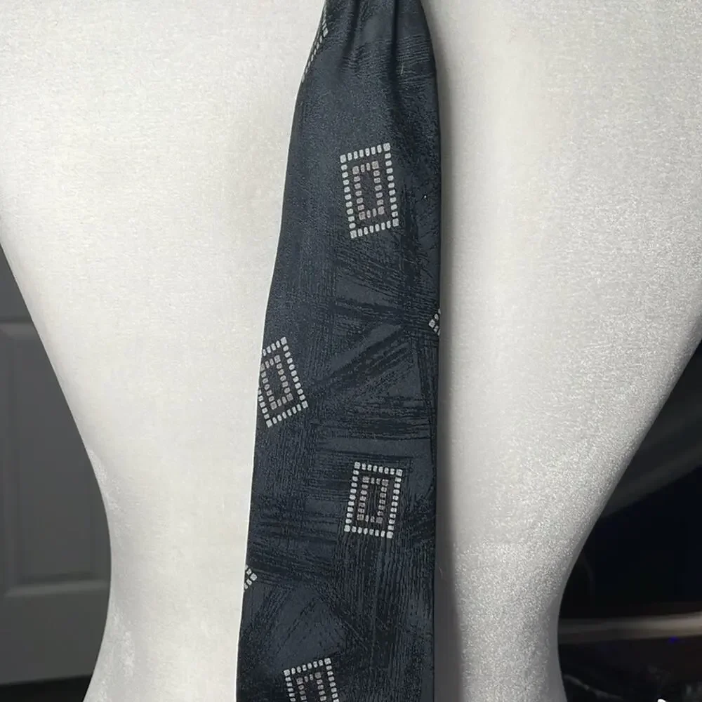 Giorgio Armani Men’s  Black Silk Tie With Square Print